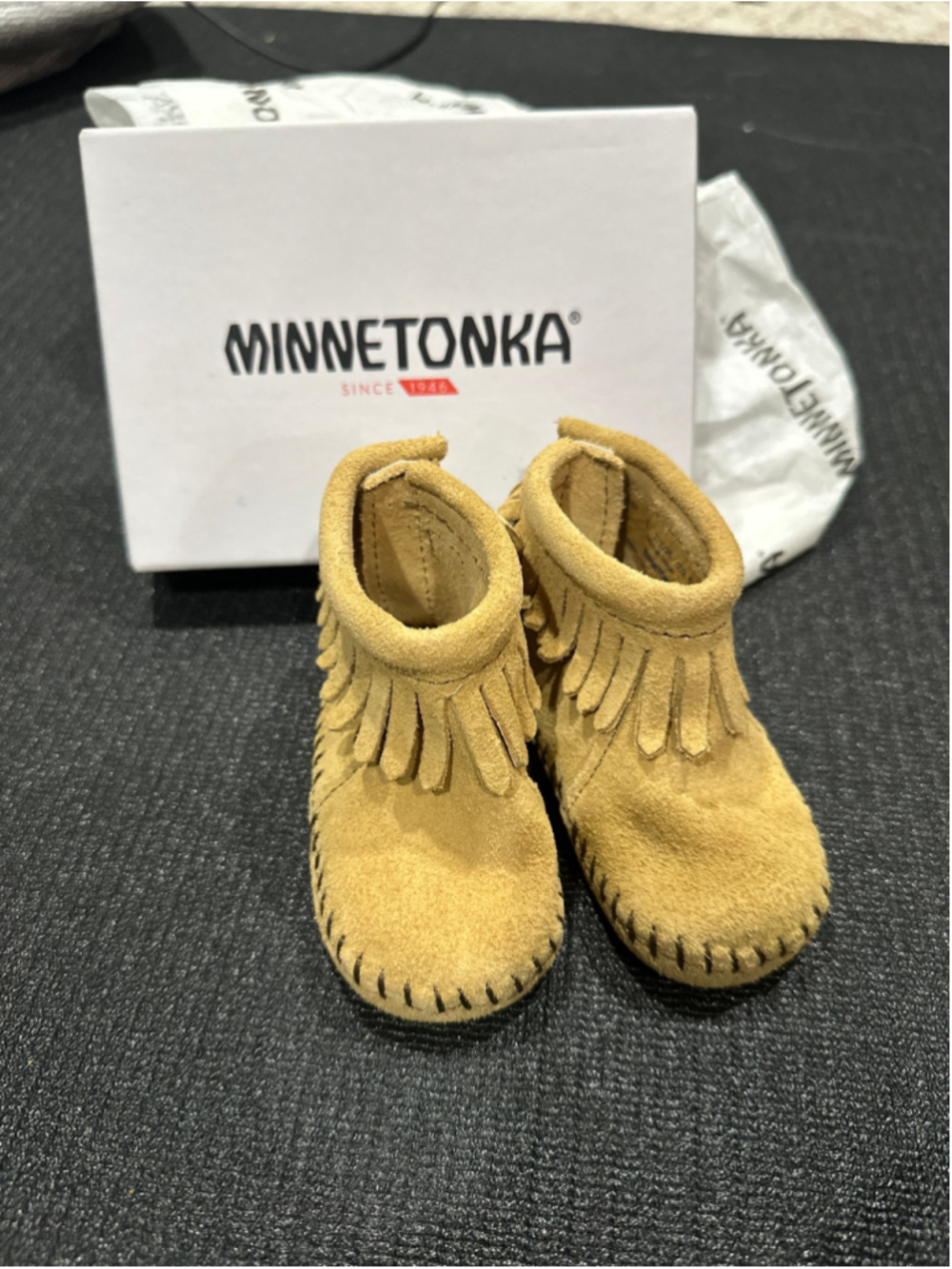 Baby Minnetonka Suede Fringe Booties Tan Size 1